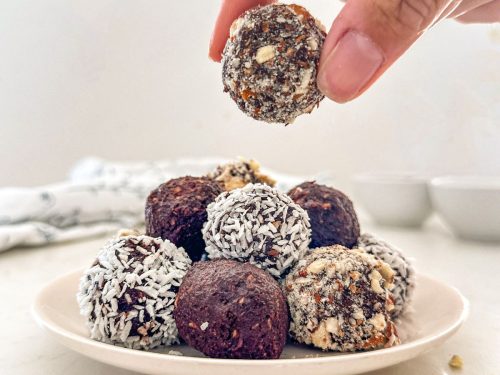 Bile Energetice cu Ovăz și Unt de Arahide