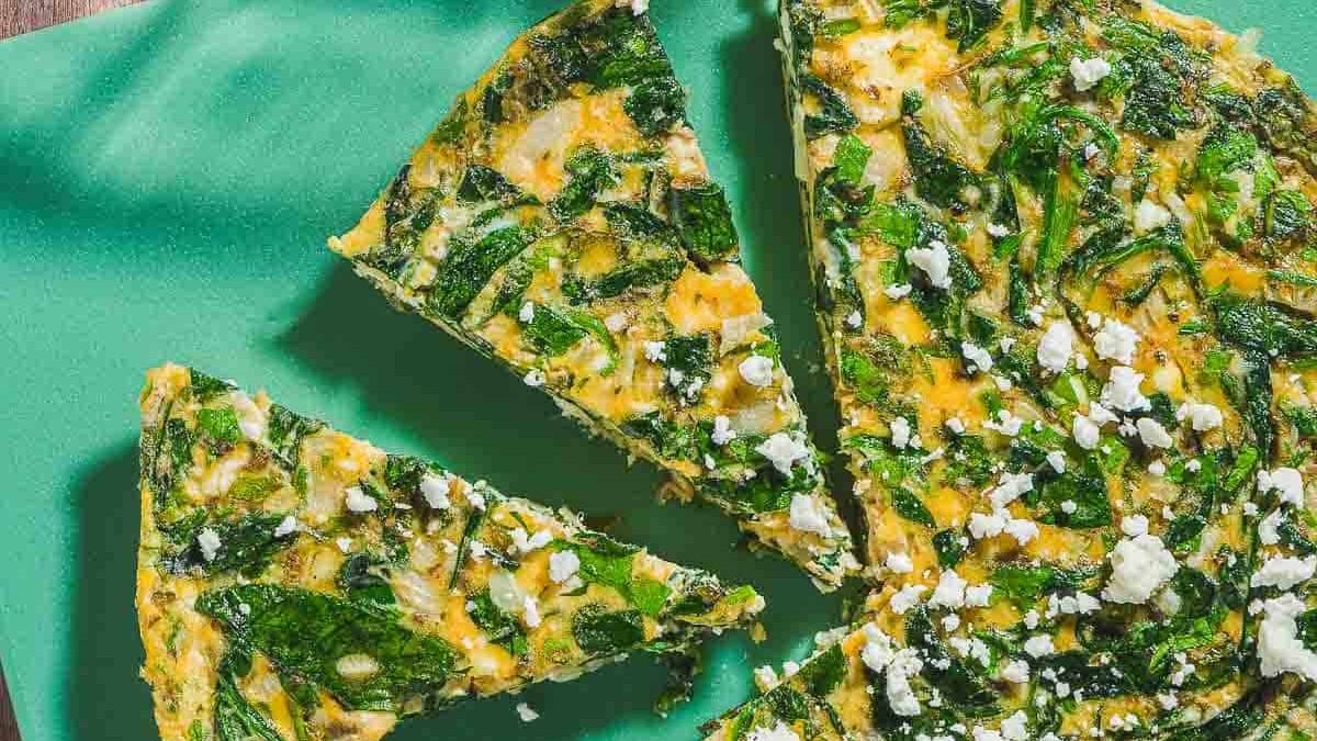 Omletă cu Spanac și Feta