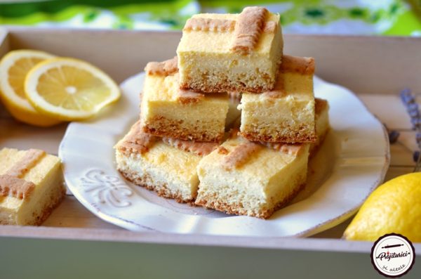 Tartă cu brânză și lămâie